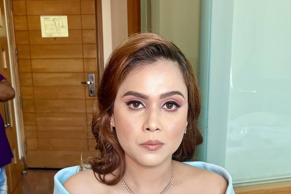 Glam Party makeup