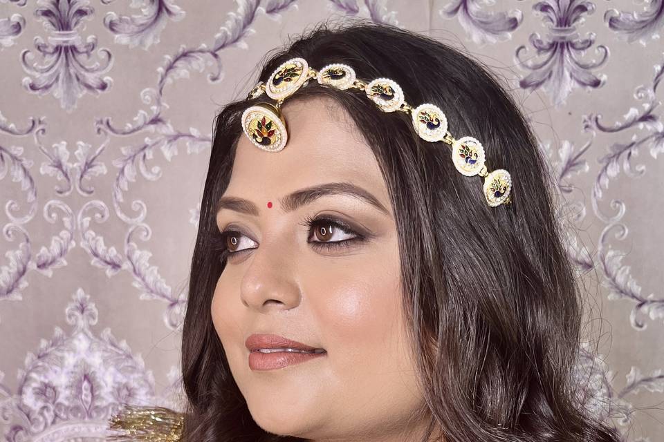 Haldi makeup