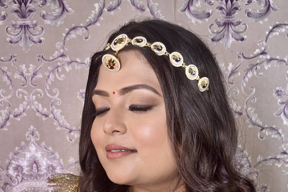 Haldi makeup