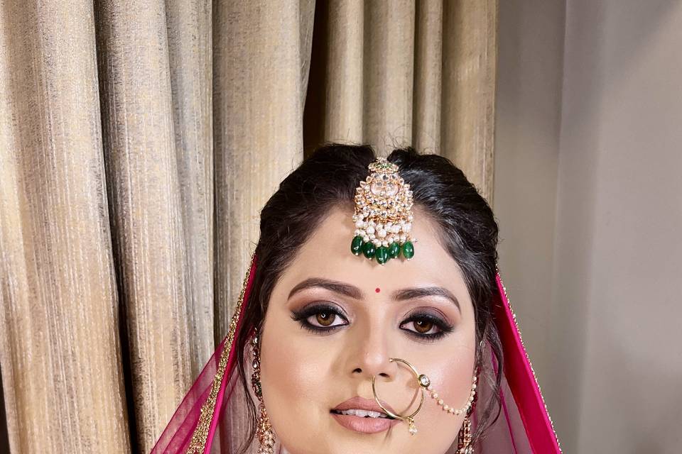 Airbrush bridal makeup
