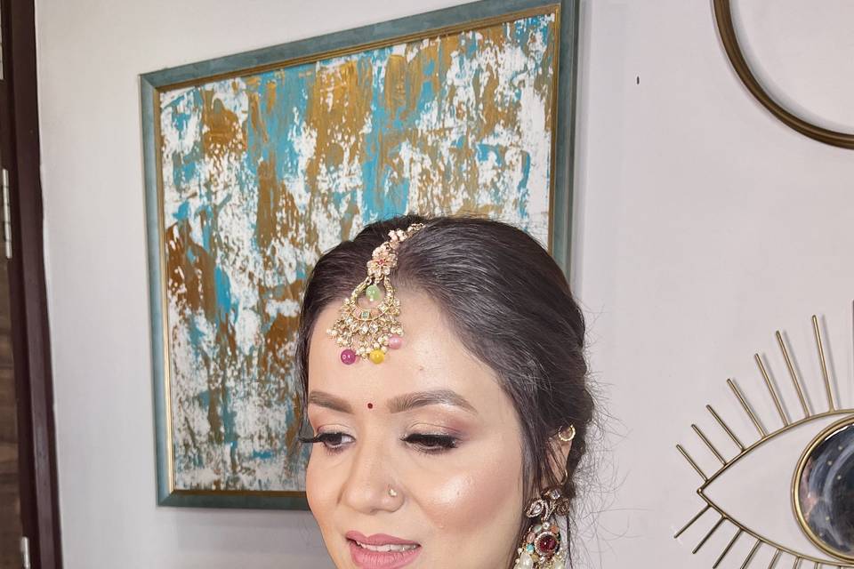Glam party makeup