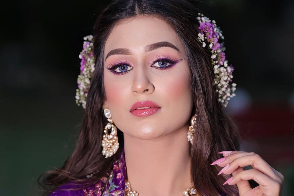 Mehandi makeup