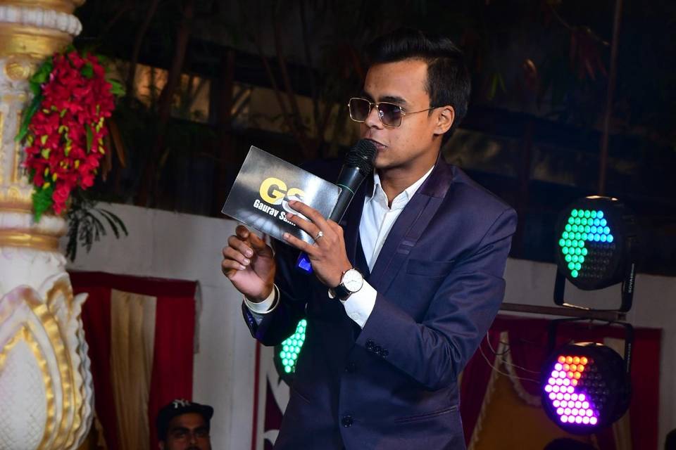 Anchor Gaurav Saini