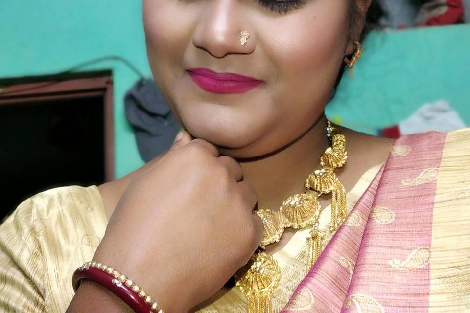 Party makeup