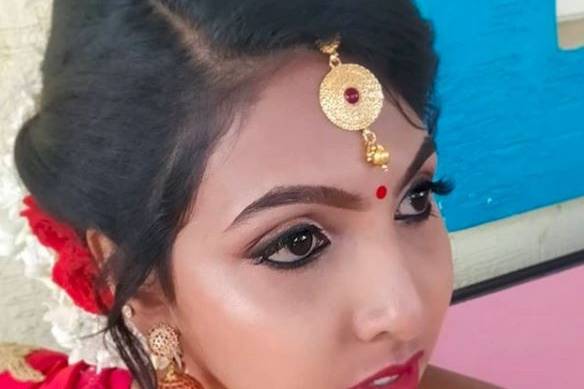 Bridal makeup