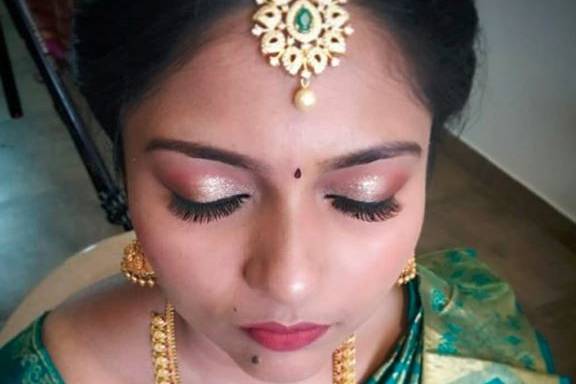Makeup by Tejashree Gowda