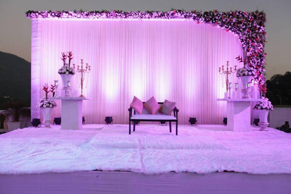 Beautiful reception decor