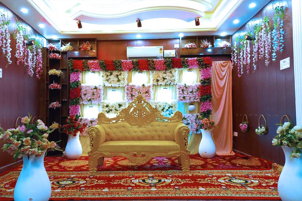 Engagement decor