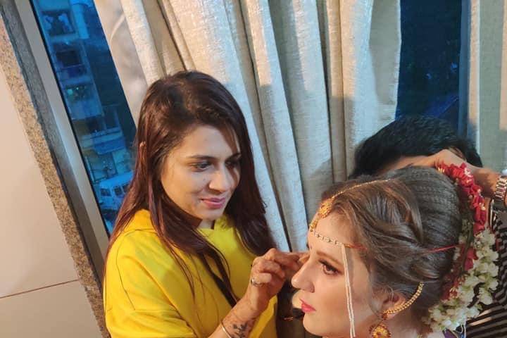 Nisha Padhiyar Make up Artist