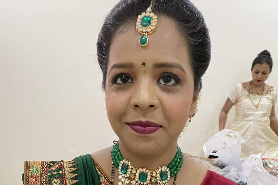 Nisha Padhiyar Make up Artist