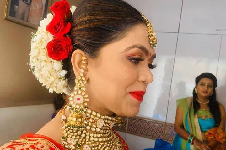 Bridal makeup