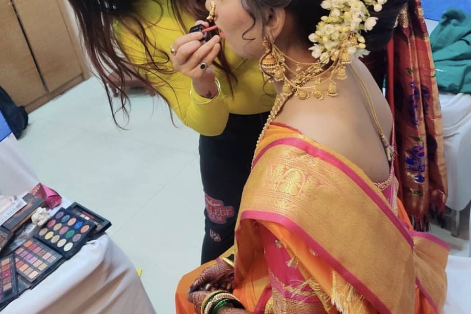 Nisha Padhiyar Make up Artist