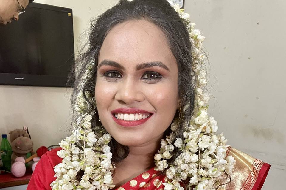 Nisha Padhiyar Make up Artist