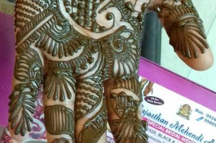 Manoj Mehendi Art, Hyderabad