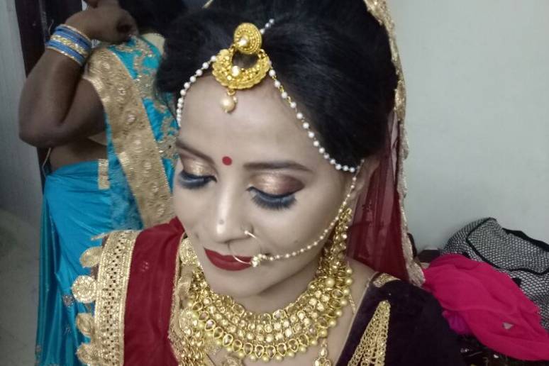 Bridal makeup