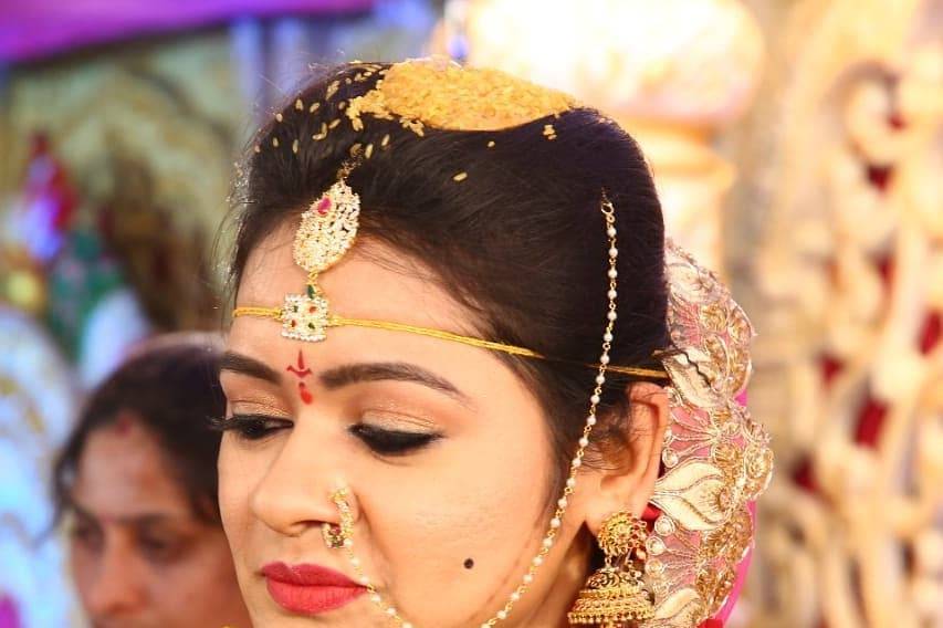 Bridal makeup