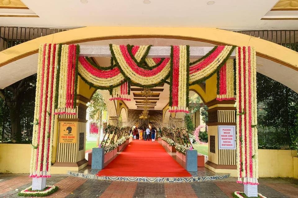 Entrance decor