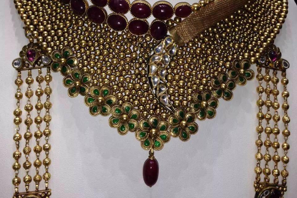 Royal Gems & Jewellery