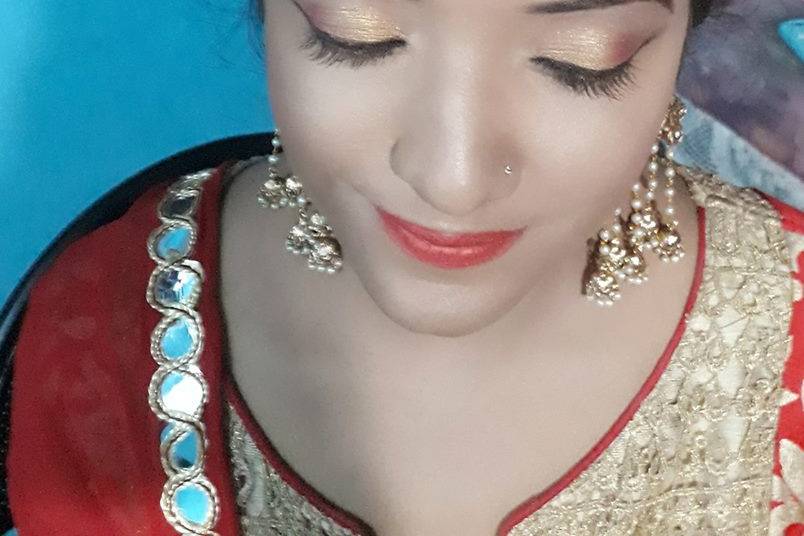 Makeup Artist Shriwal