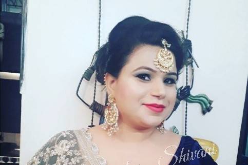 Makeup Artist Shriwal