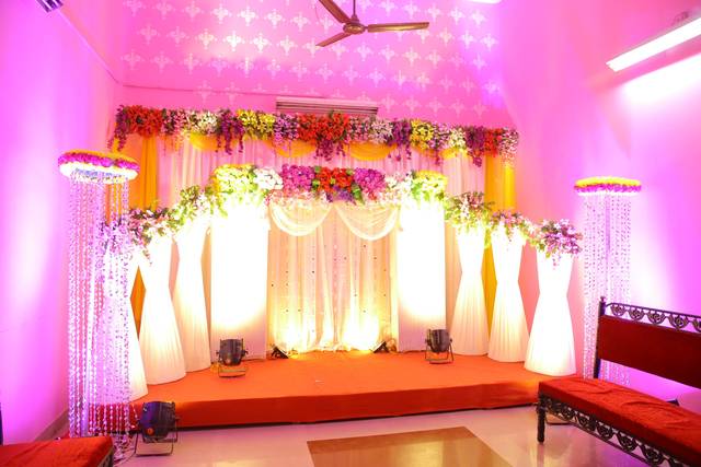 Stage decor