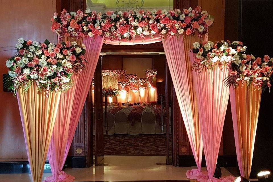 Entrance decor