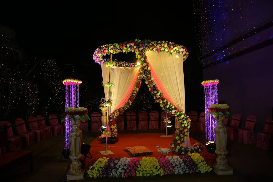 Entrance decor