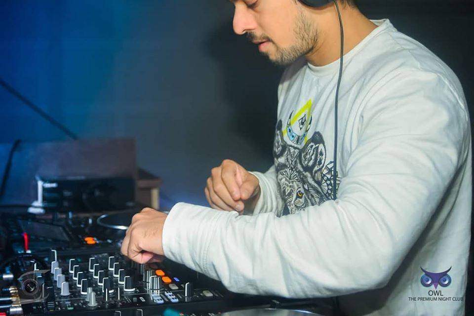 DJ Rinton, Colva