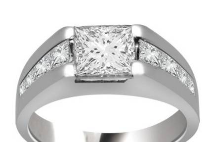 Diamond wedding band