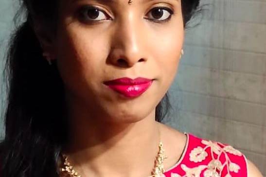R Naani Makeup Artist