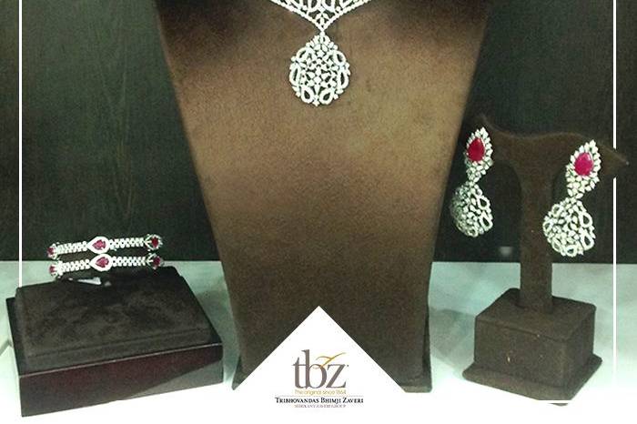 Bridal jewellery