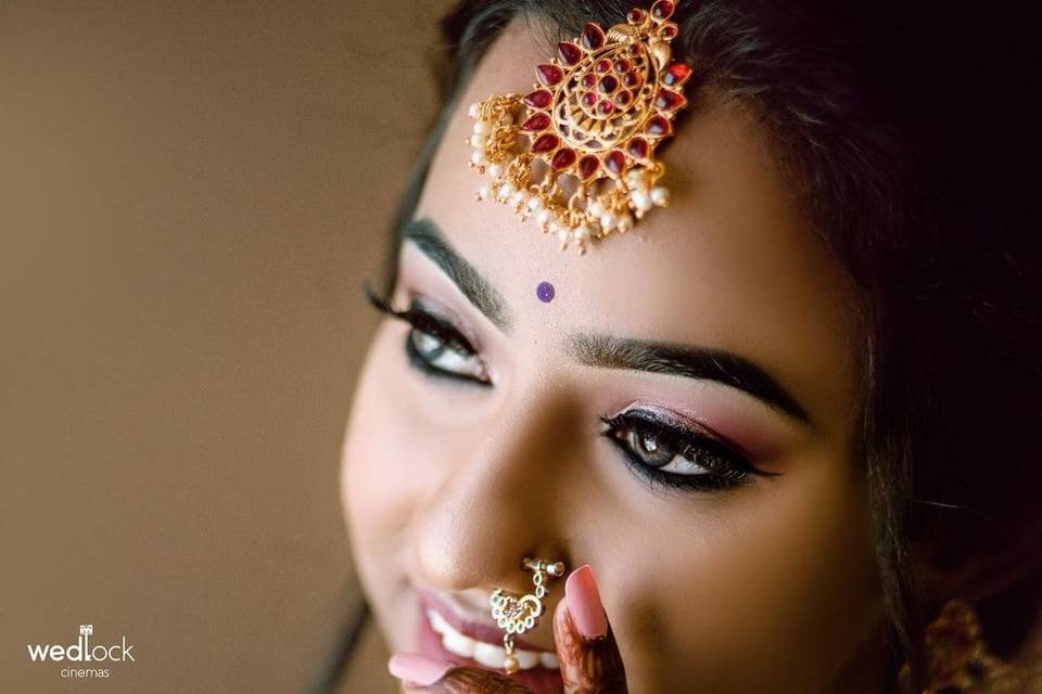 Bridal makeup artist in Hosur