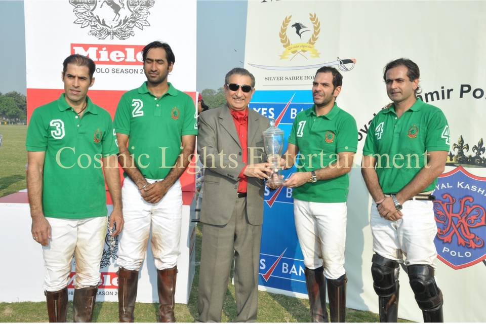 Golf course polo tournament