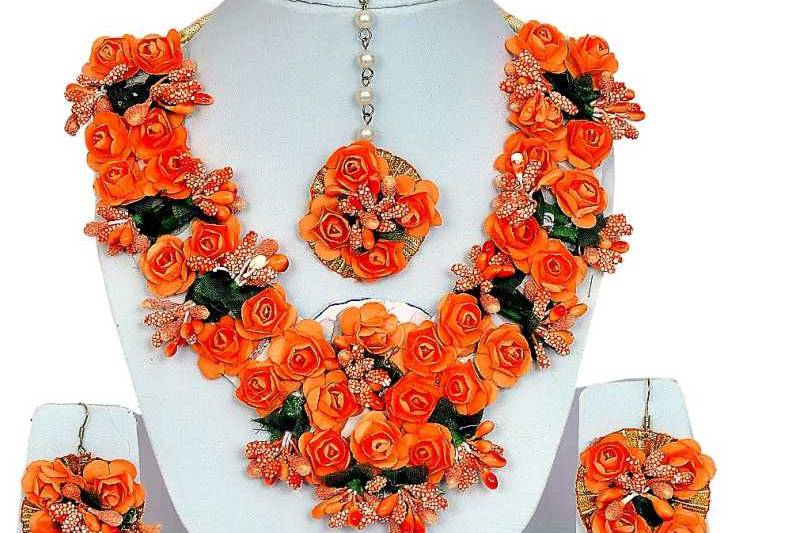 Floral jewellery