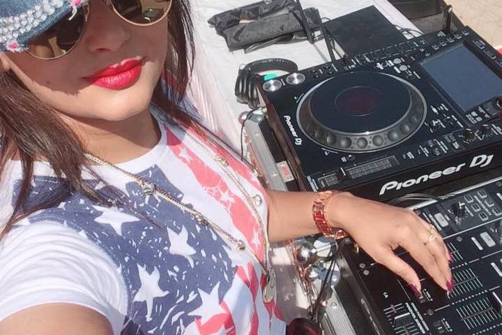 DJ Emkaur