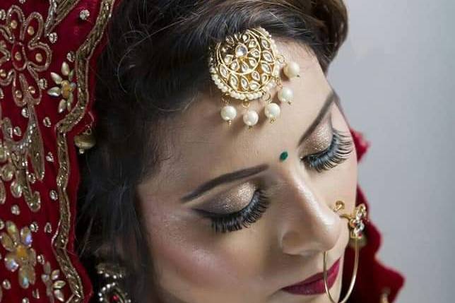 Bridal makeup