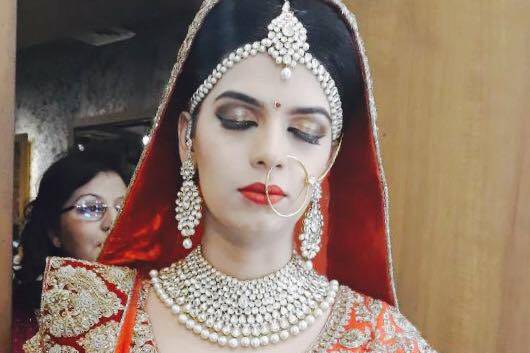 Bridal makeup