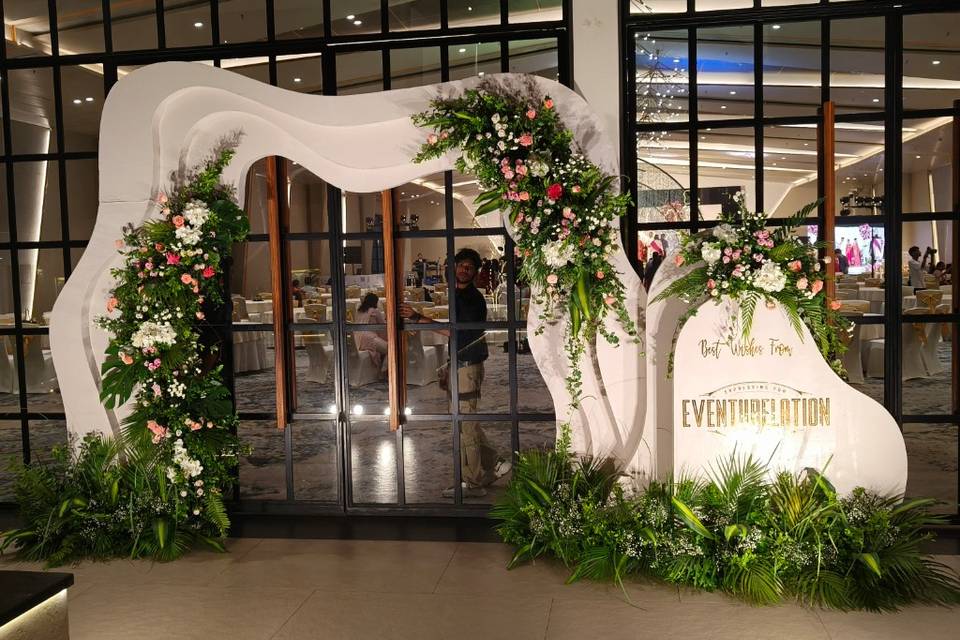 Hall Entrance arch