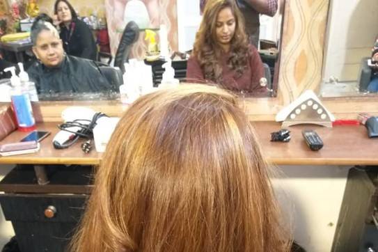 Golden Beauty Make up Studio & Hair Academy - Makeup Salon - Wazirpur -  Shalimar Bagh 