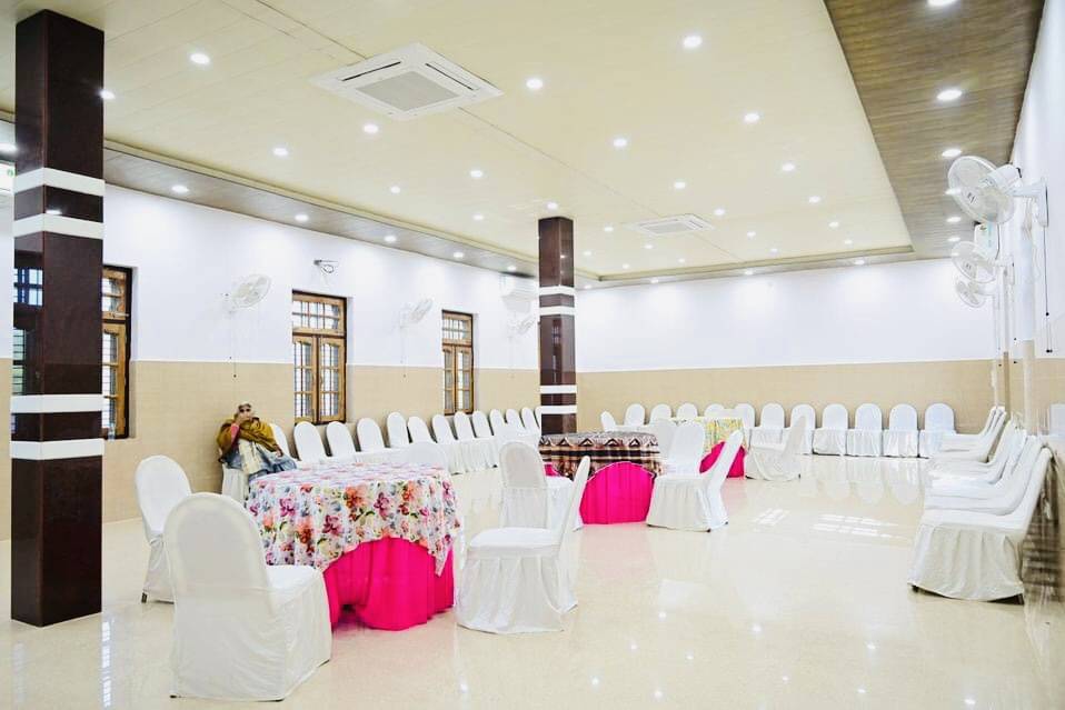 Banquet hall