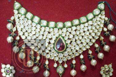 Divine Gems and Jewellery