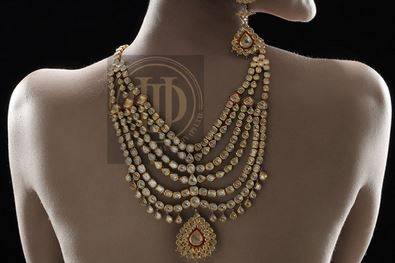Divine Gems and Jewellery