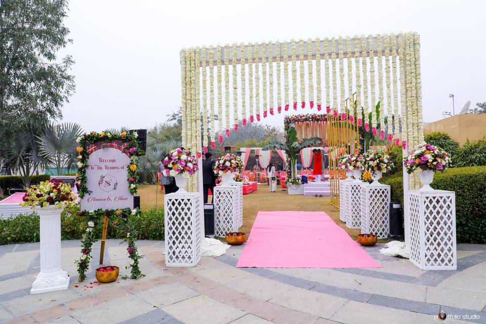 South-Indian wedding entrance