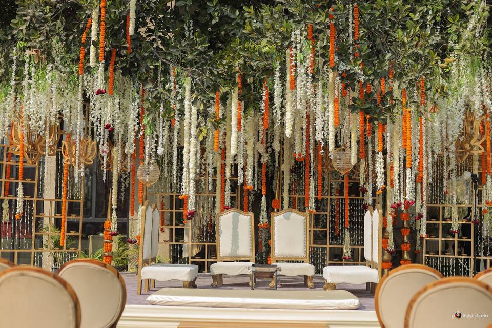 Day wedding mandap