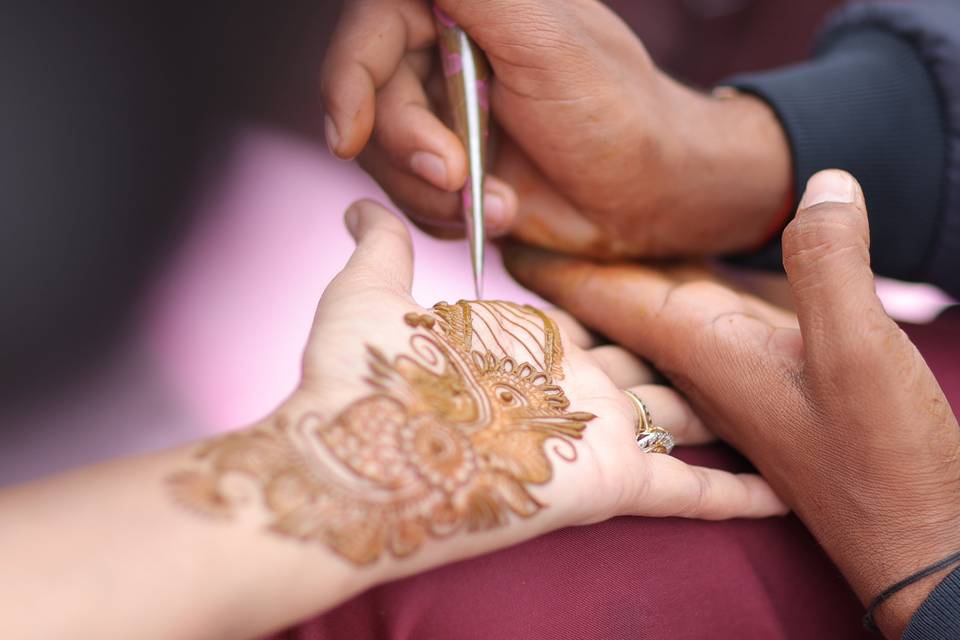 Piyush & Srishti Mehendi