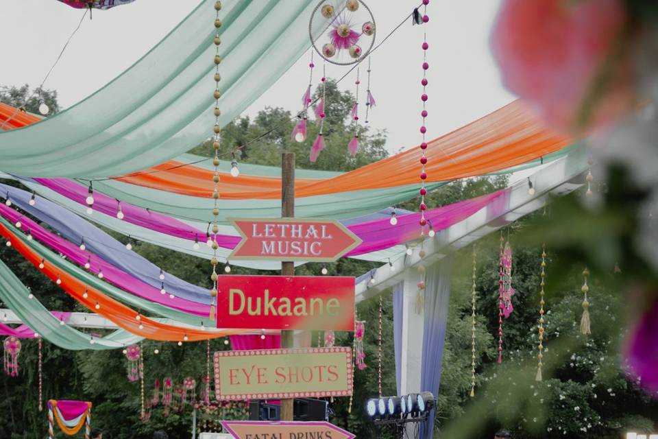 QUIRKY PASTEL MEHENDI DECOR