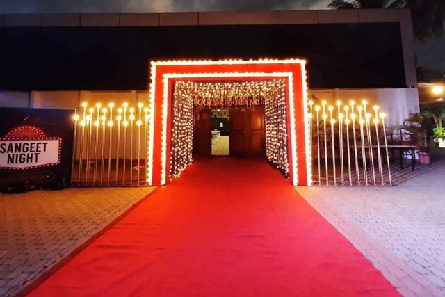 Beautiful Wedding Entrance