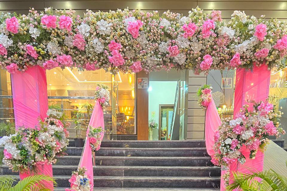 Entrance decor