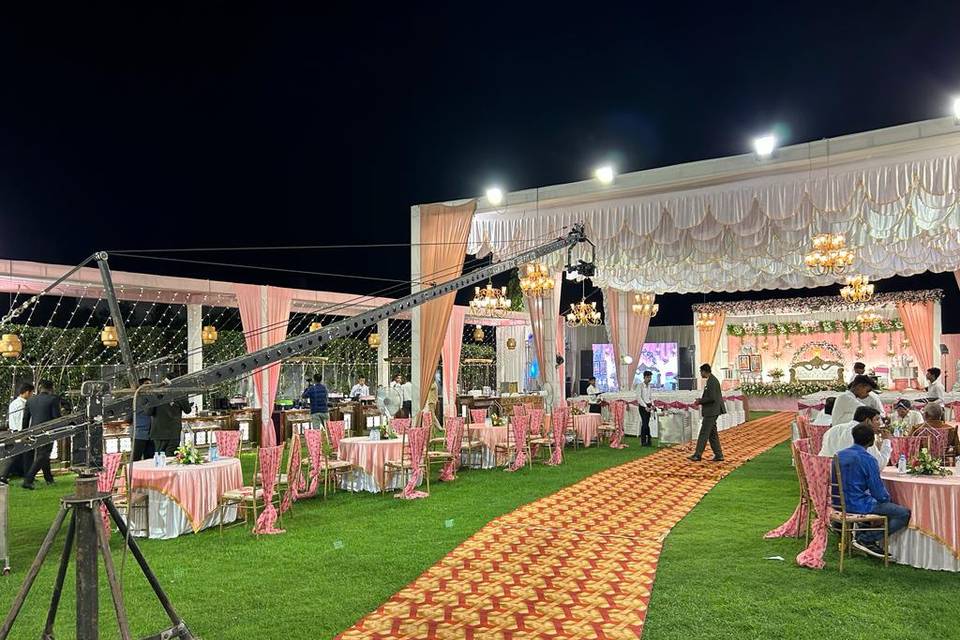 VENUE DECOR