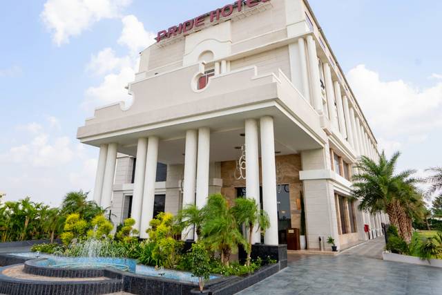Pride Plaza, Ahmedabad